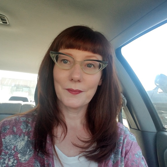 Meet your Posher, Nancy - Picture 4 of 4